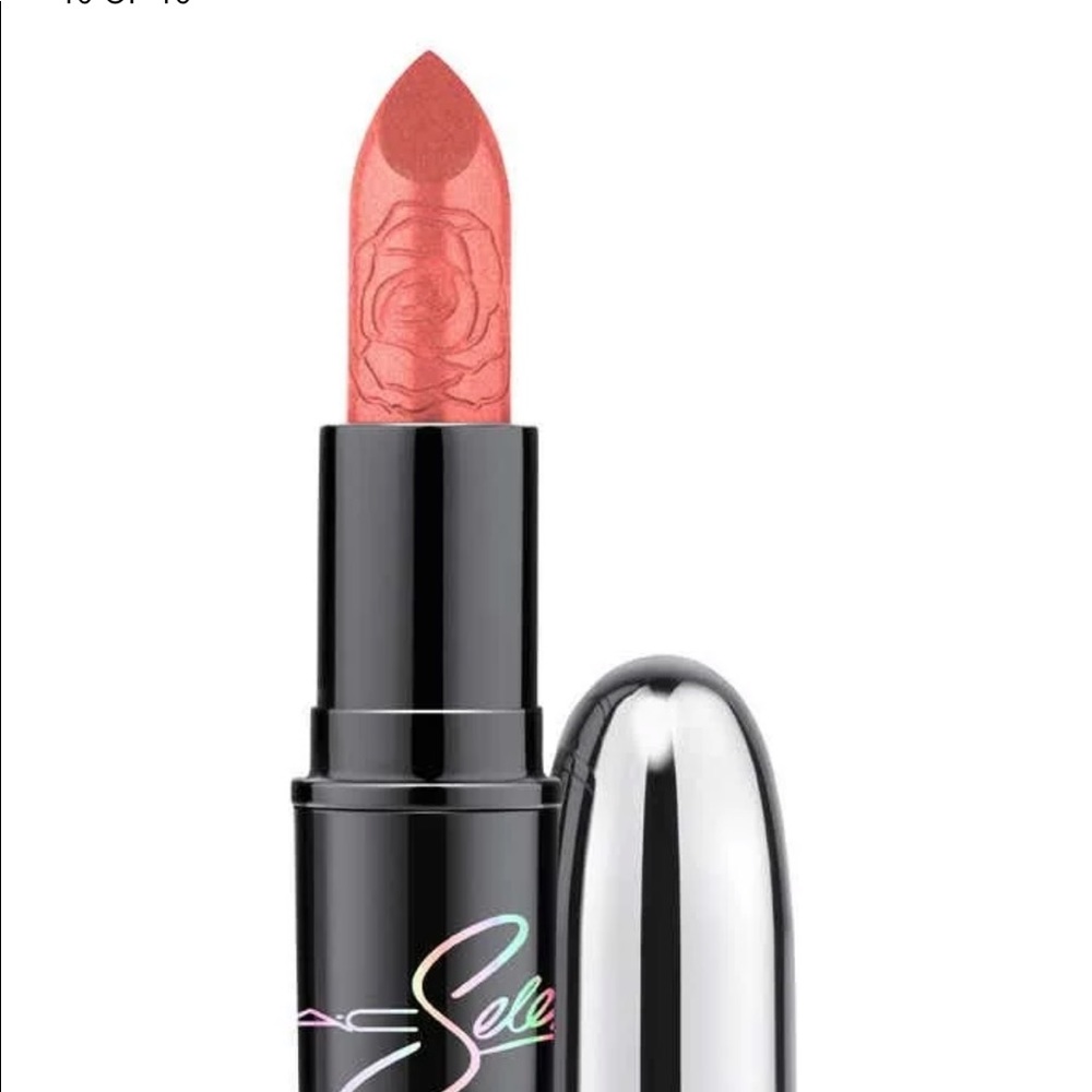 Mac Selena Lipstick in Inolvidable 🌹